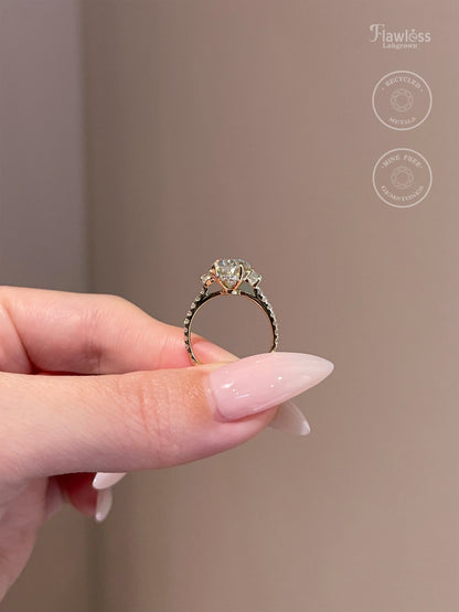 The Evelyn Ring, 3 Carat, Oval, Crushed Ice Hybrid