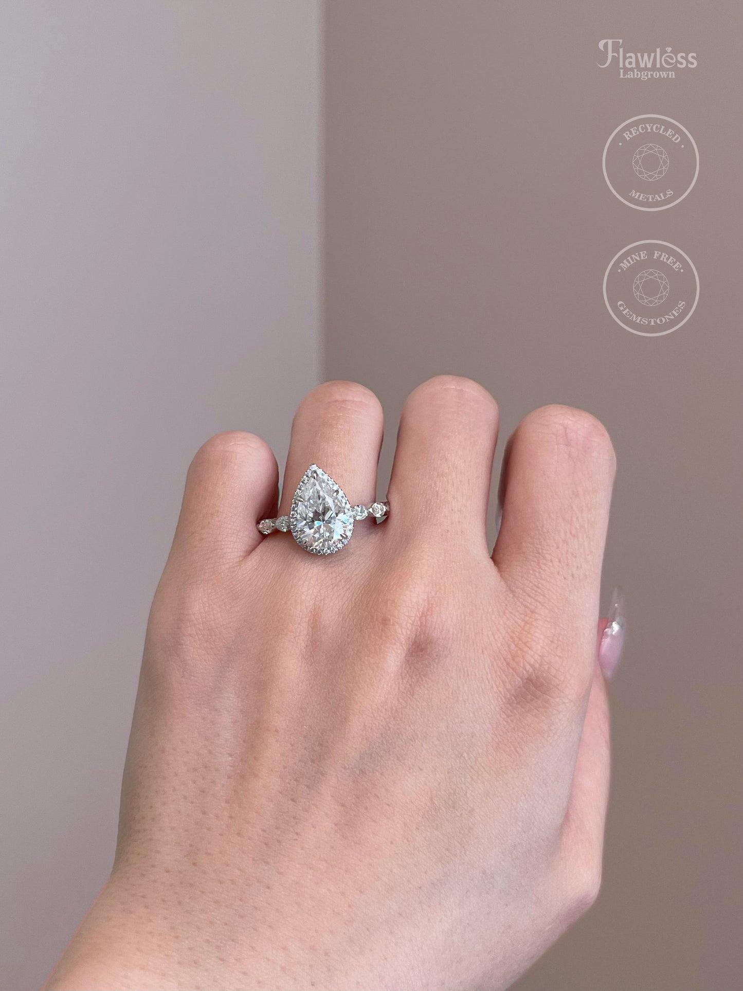 The Phoebe Ring, 3 Carat, Pear, Brilliant